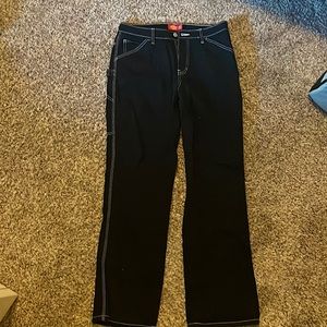 New black dickies pants with pockets, in great condition.